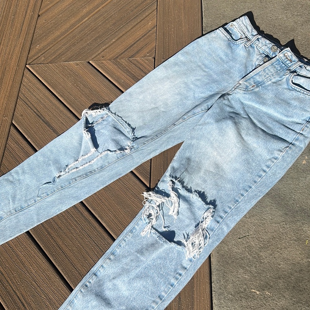 BDG‎ LIGHT WASH SLIM STRAIGHT JEANS